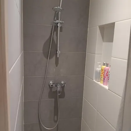 Tulbi Apartment