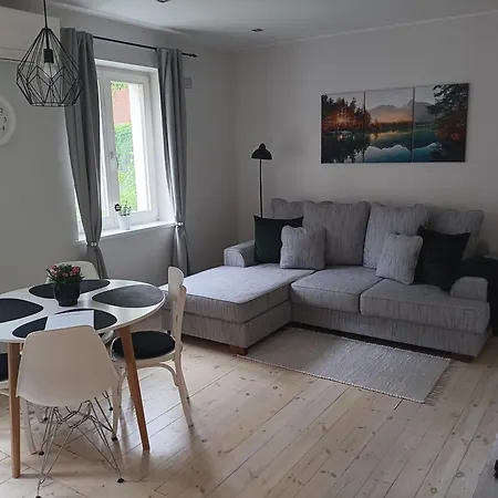 Apartment Tulbi *